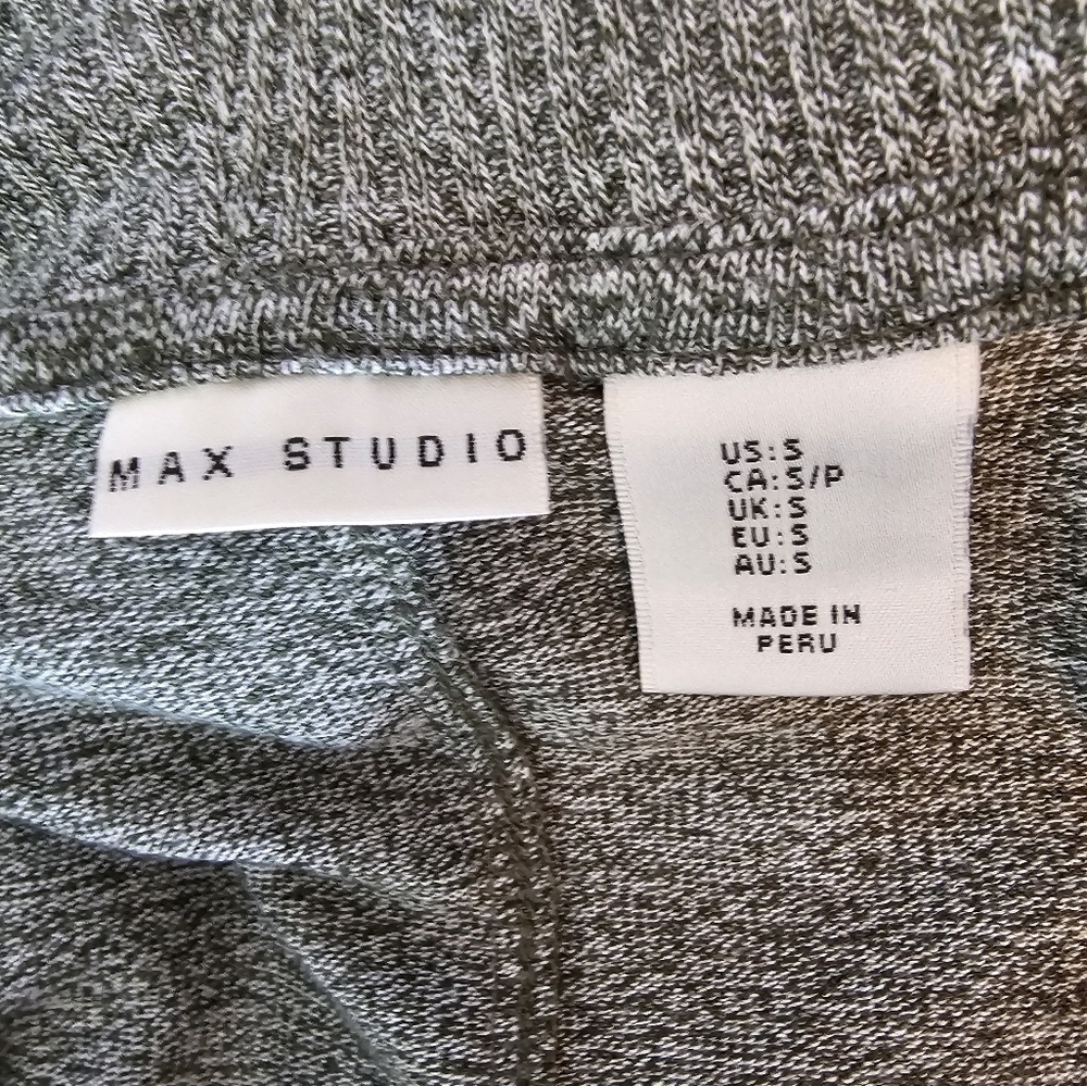 Max Studio Fitted Turtle Neck Sweater Forest Gree… - image 8